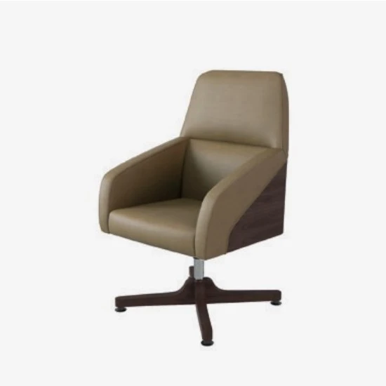 Кресло для руководителя BAND B722K с возвратом. Фото 1