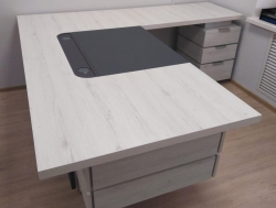 Оснащение мебелью кабинета для руководителя кадровой службы. Фото 14